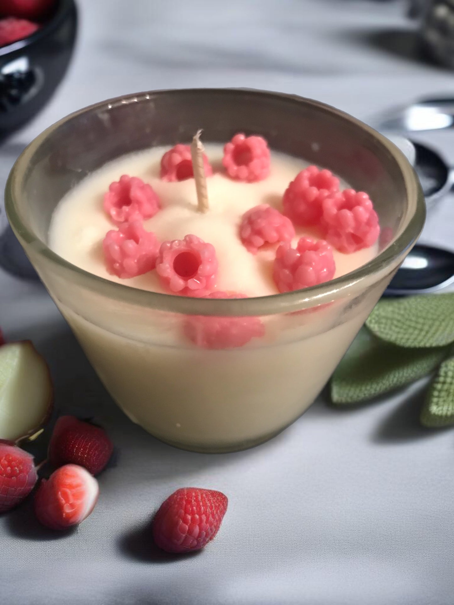 Creamy blueberry delight and creamy raspberry delight 80g glass container candles